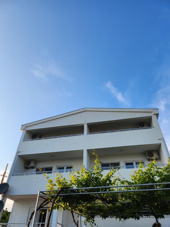 Apartments Wild Beauty - Krimovica Budva Luaran gambar
